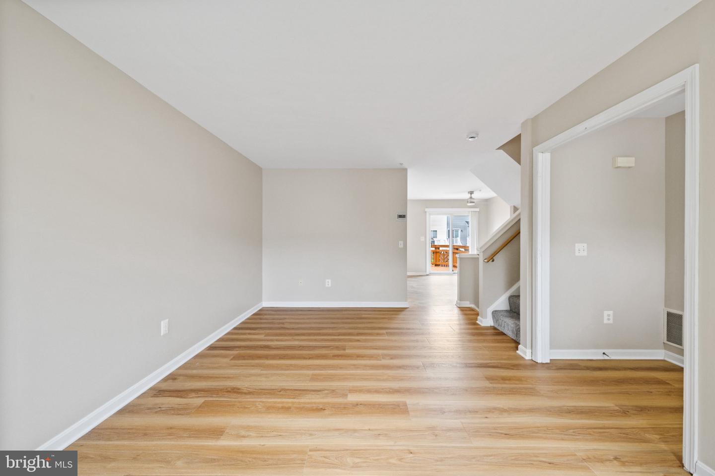 202 Arcadia Shores Cir Property Photo 15
