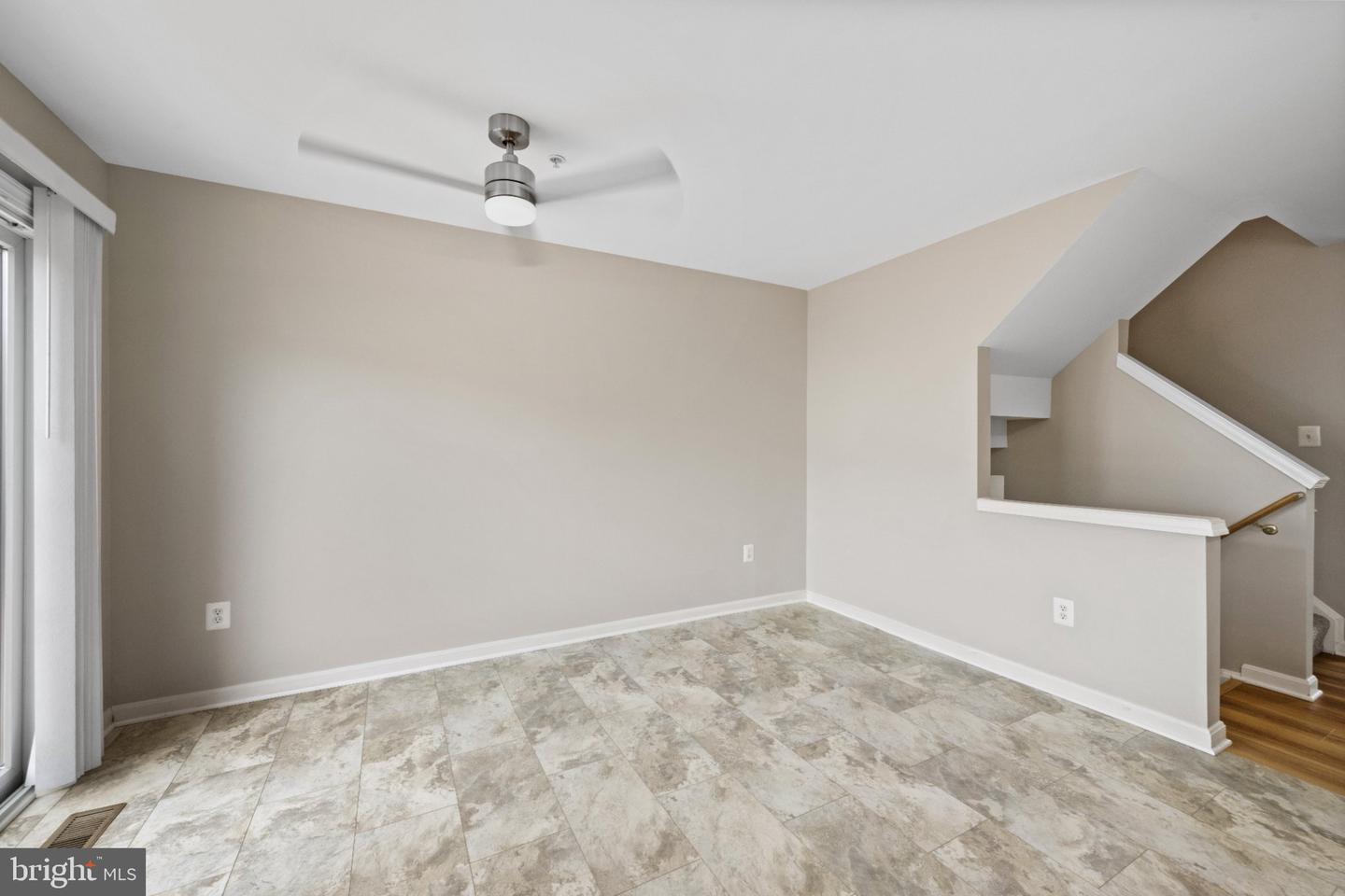 202 Arcadia Shores Cir Property Photo 23