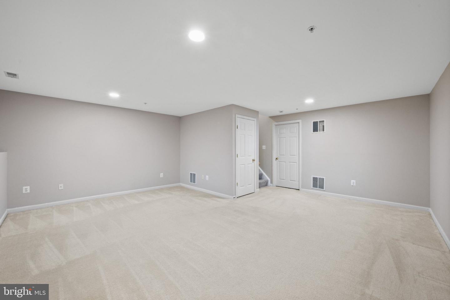 202 Arcadia Shores Cir Property Photo 25