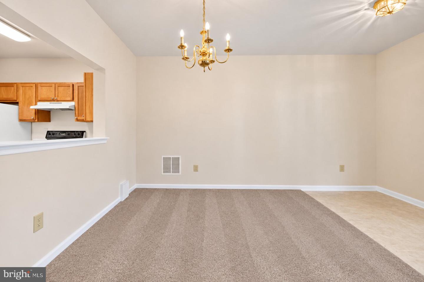 2015 Cooper Point Ct Property Photo 10