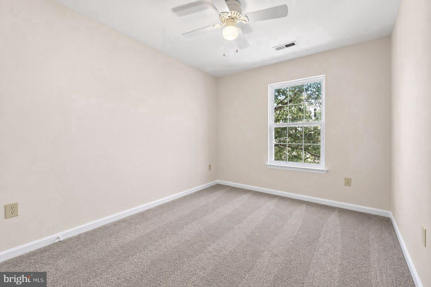 2015 Cooper Point Ct Property Photo 15