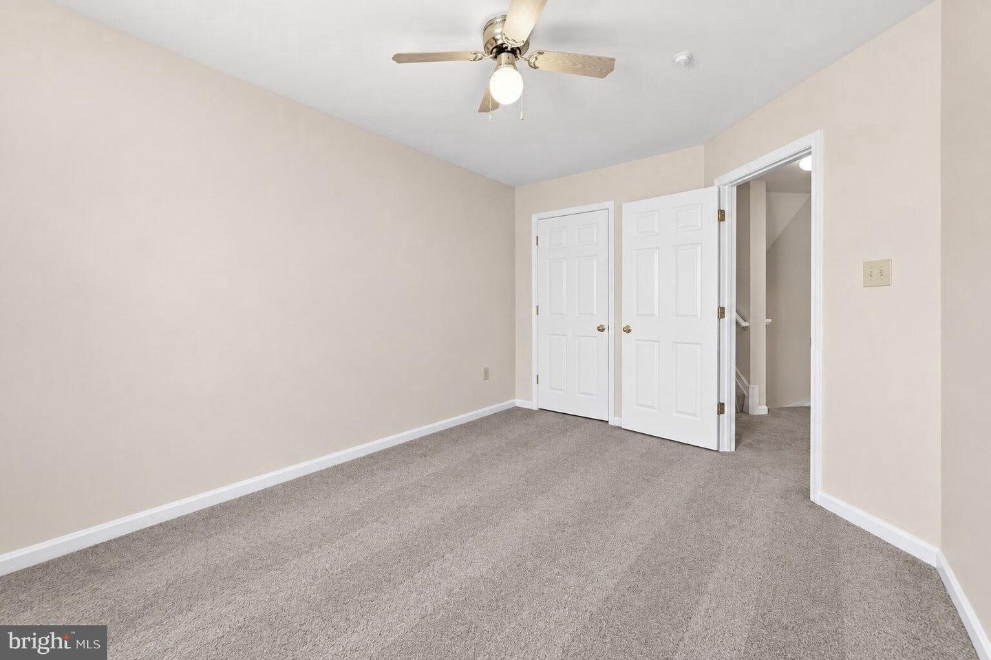 2015 Cooper Point Ct Property Photo 16