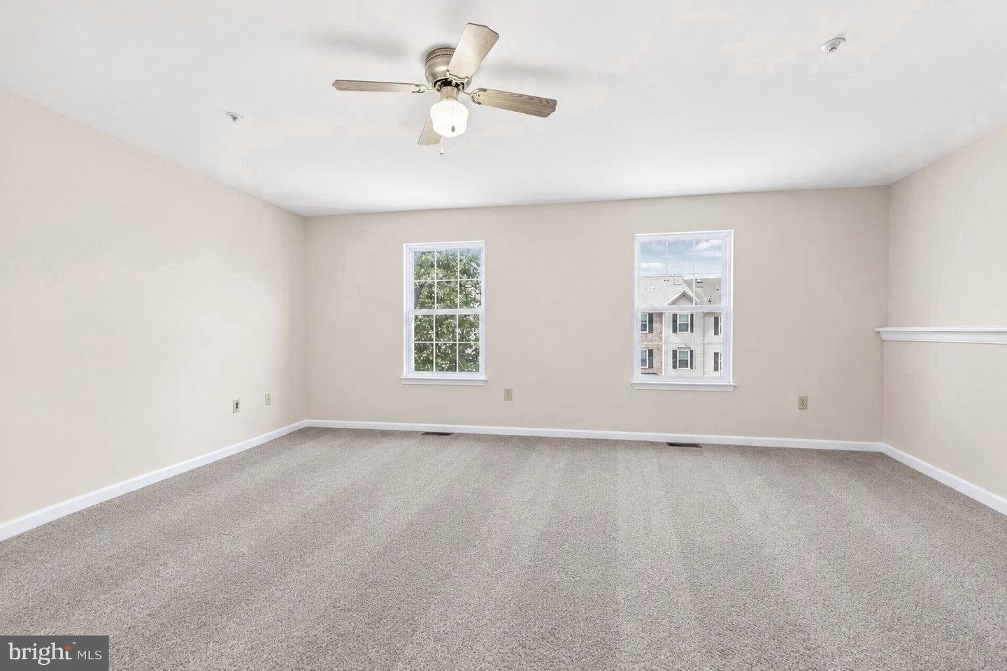 2015 Cooper Point Ct Property Photo 18