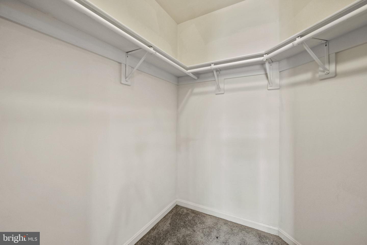2015 Cooper Point Ct Property Photo 22