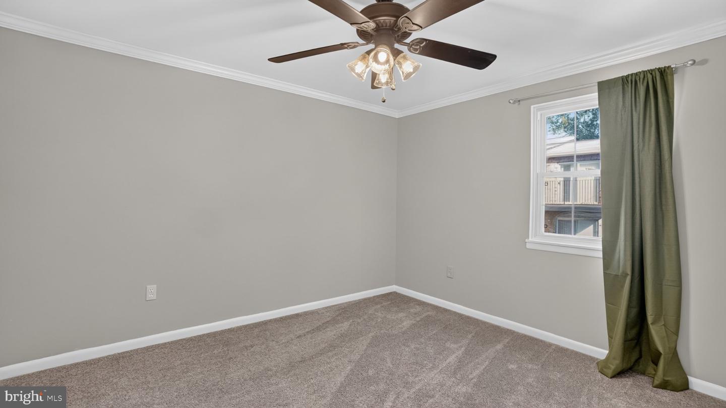 7643 Hennesey Ct Property Photo 25