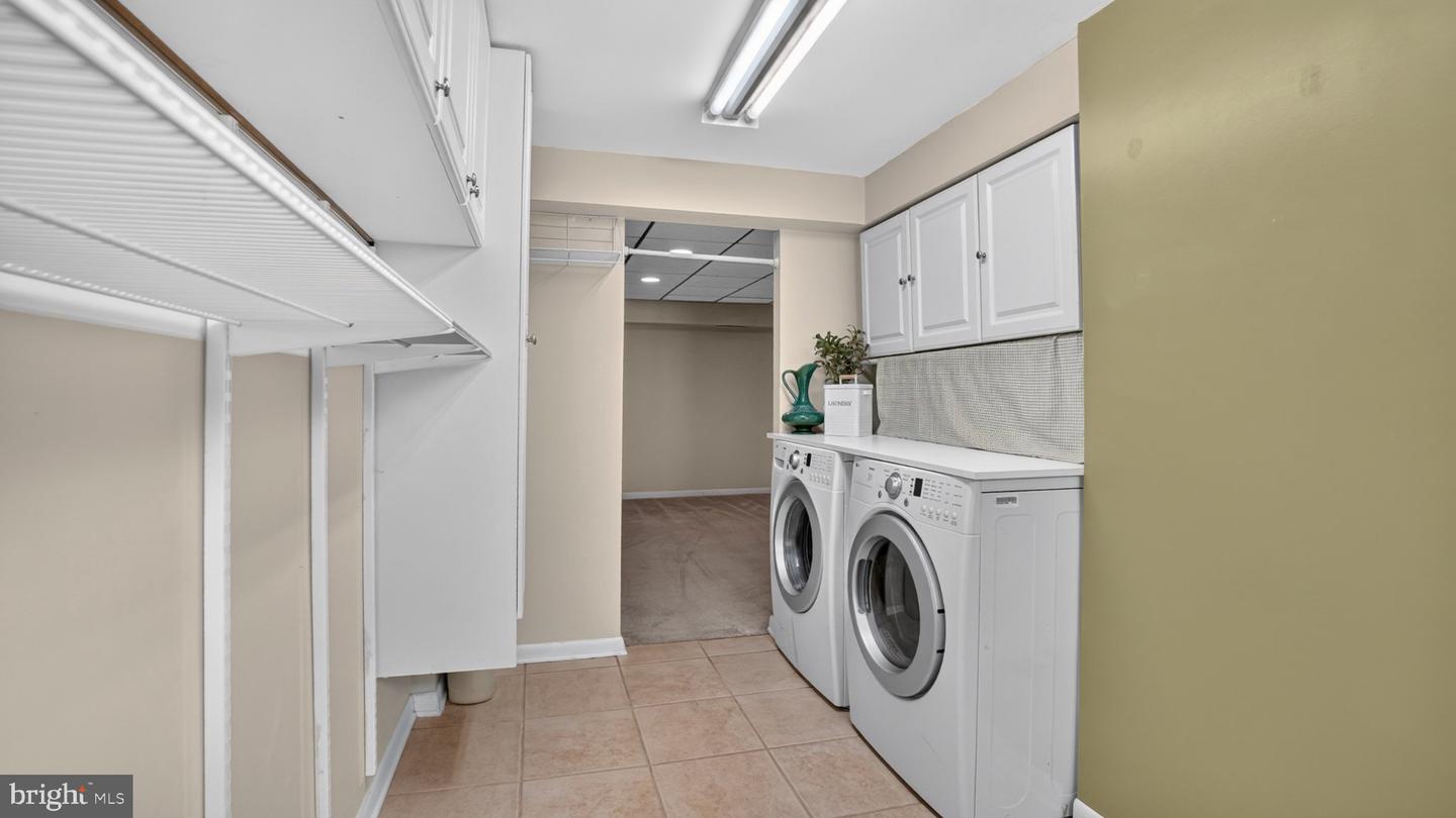 7643 Hennesey Ct Property Photo 30