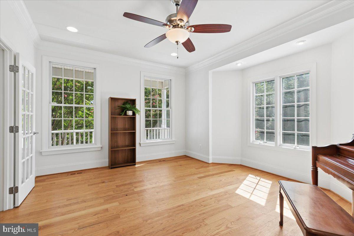 650 Florida Pl Property Photo 31