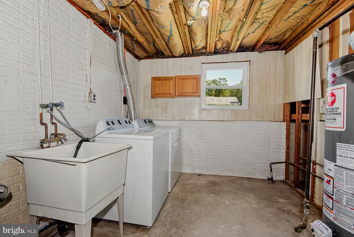 8265 Ahearn Dr Property Photo 30