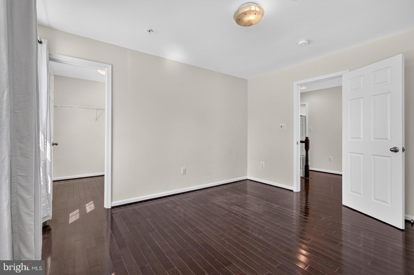 906 Saint Martins Loop Property Photo 32