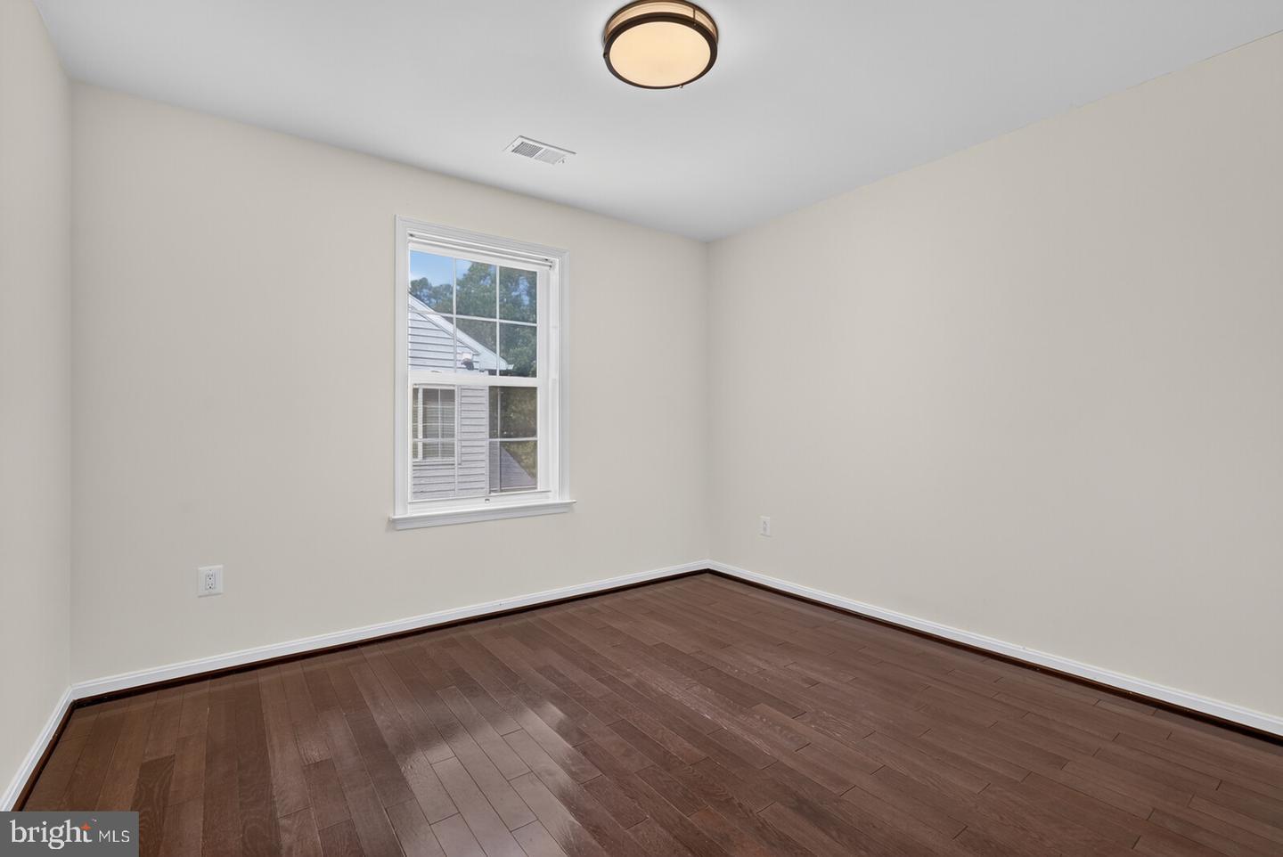 906 Saint Martins Loop Property Photo 34