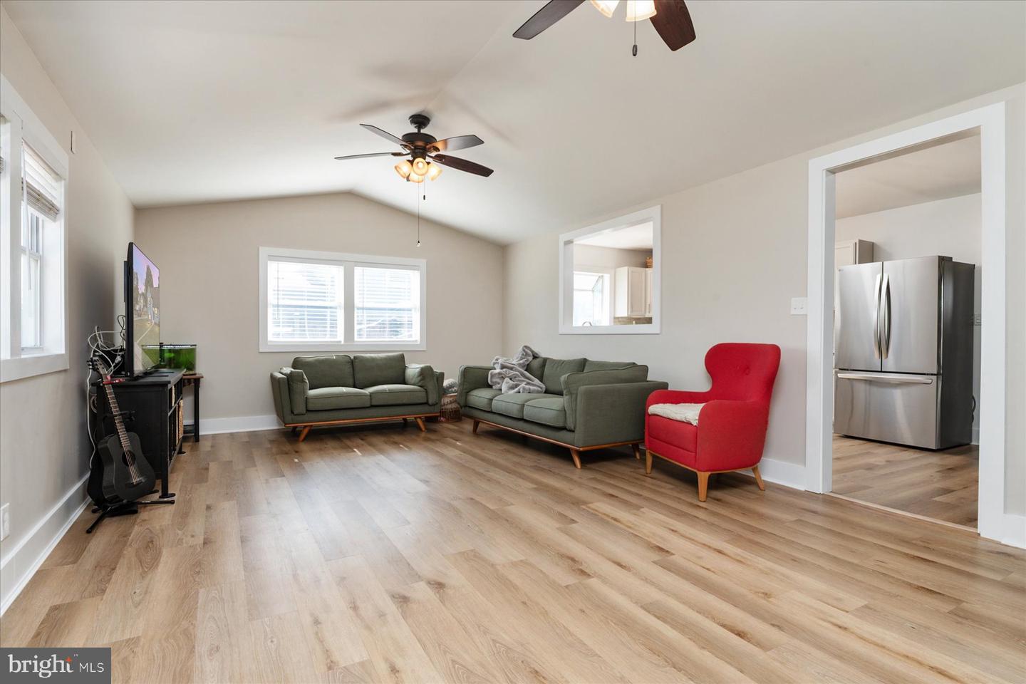 2 Sunset Cir Property Photo 11