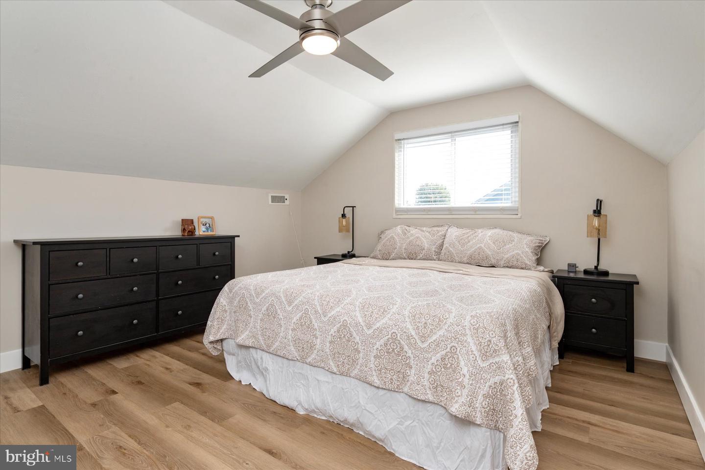2 Sunset Cir Property Photo 23