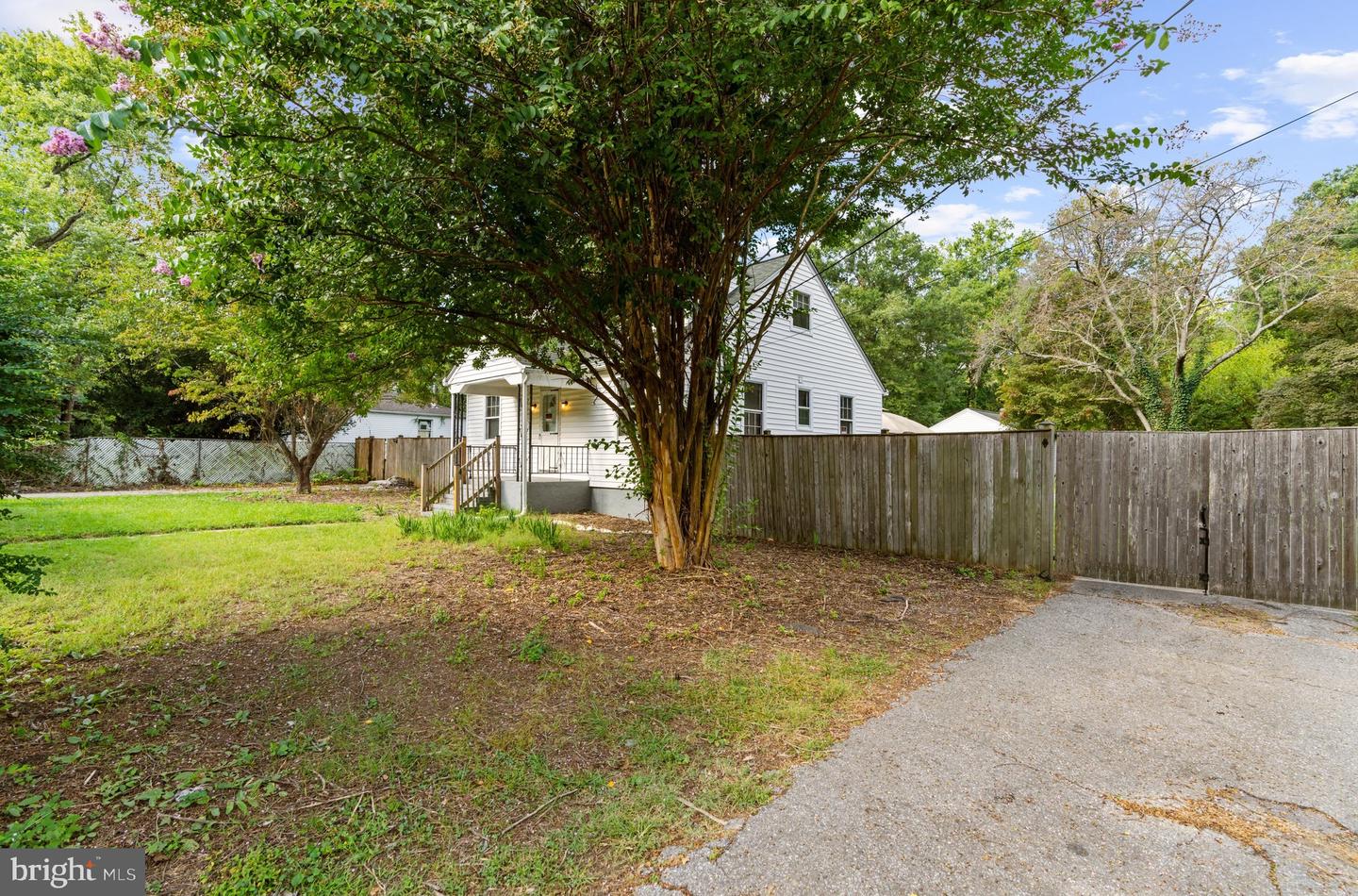 8116 Telegraph Rd Property Photo 3