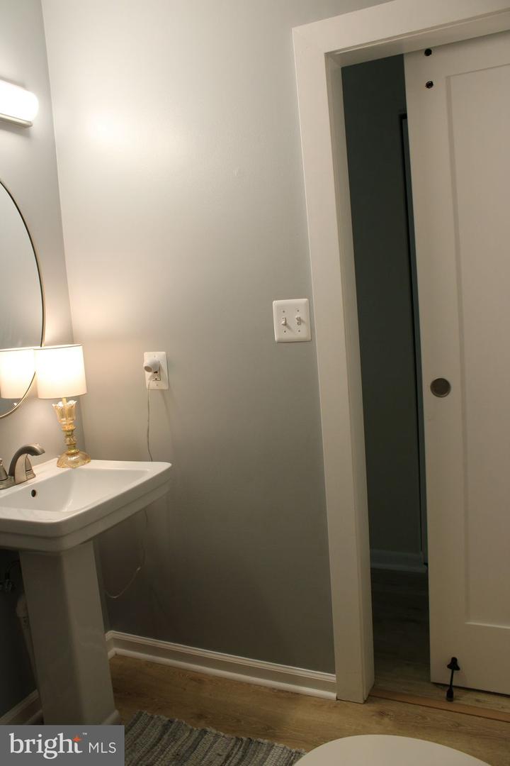 116 Archwood Ave Property Photo 20