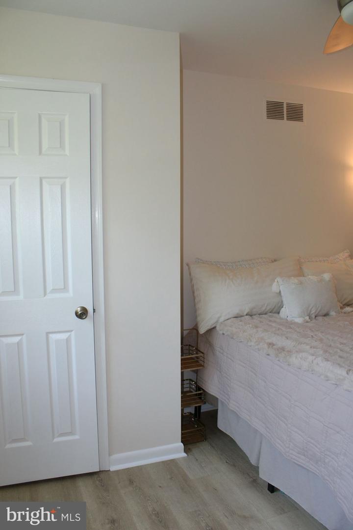 116 Archwood Ave Property Photo 28