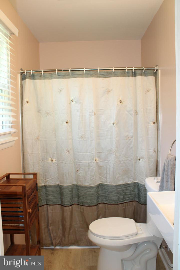 116 Archwood Ave Property Photo 30