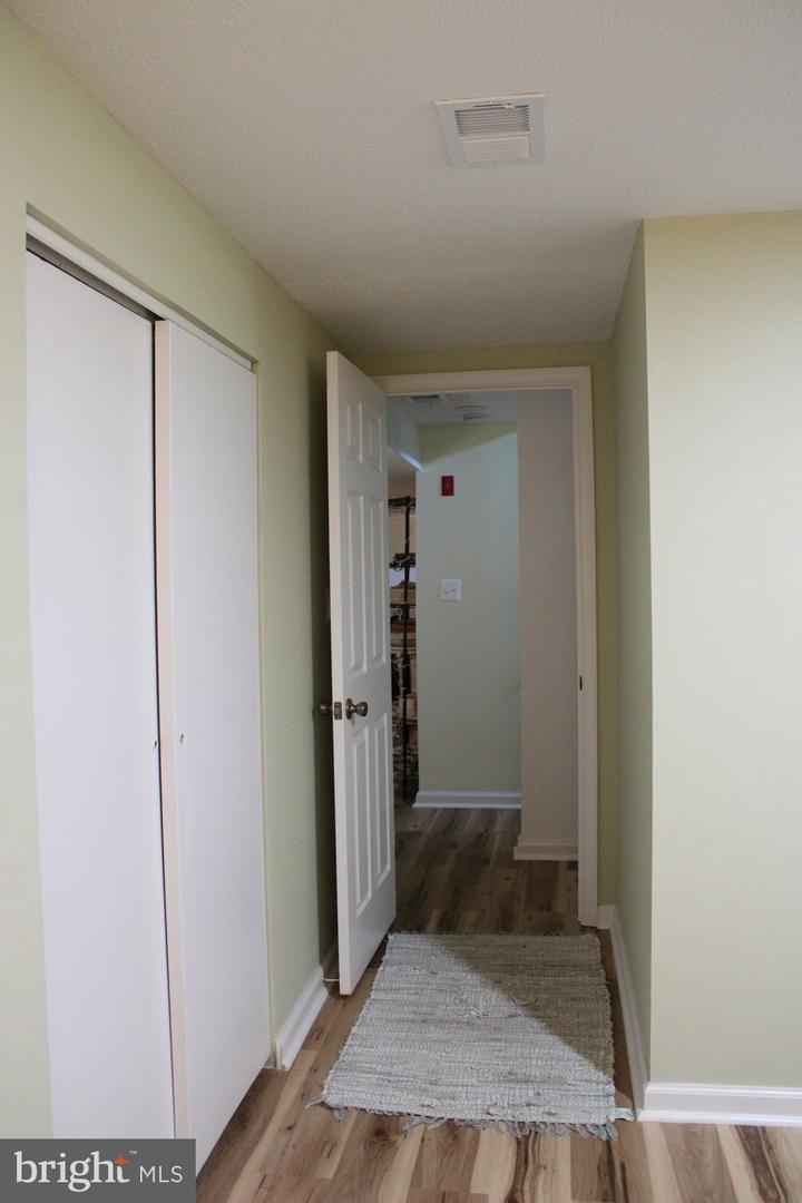 116 Archwood Ave Property Photo 40