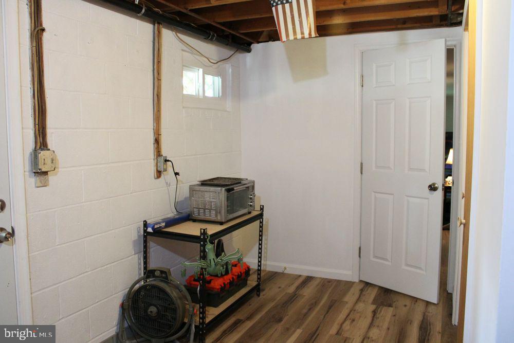116 Archwood Ave Property Photo 52