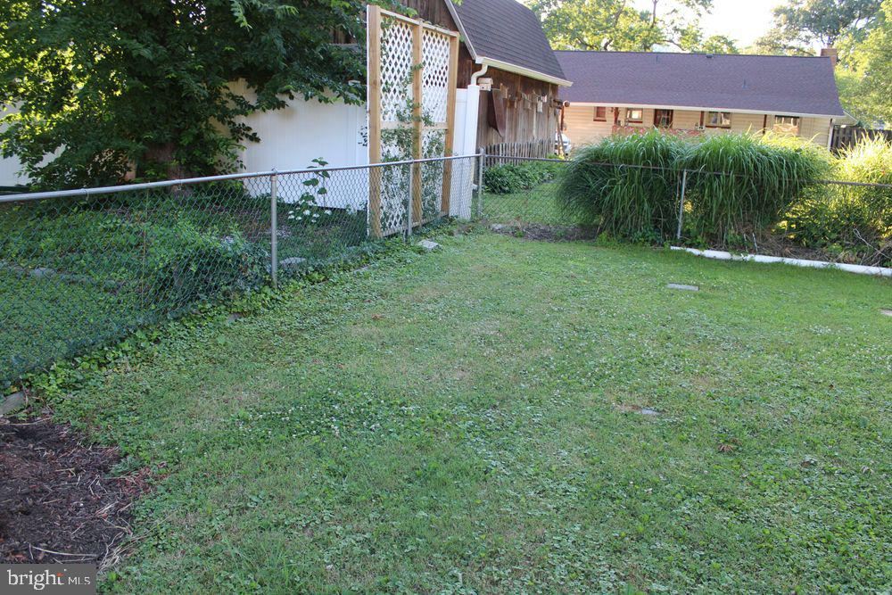 116 Archwood Ave Property Photo 60