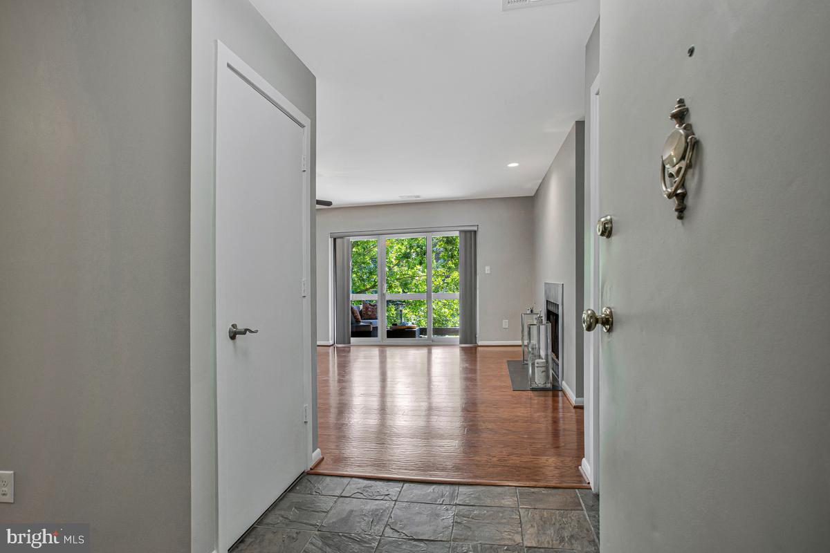 13 Spa Creek Lndg #a2 Property Photo 6