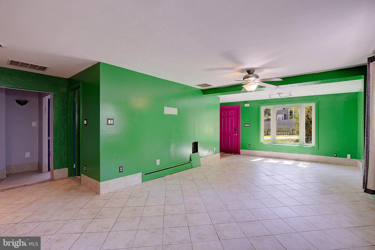 1729 Shore Dr Property Photo 6
