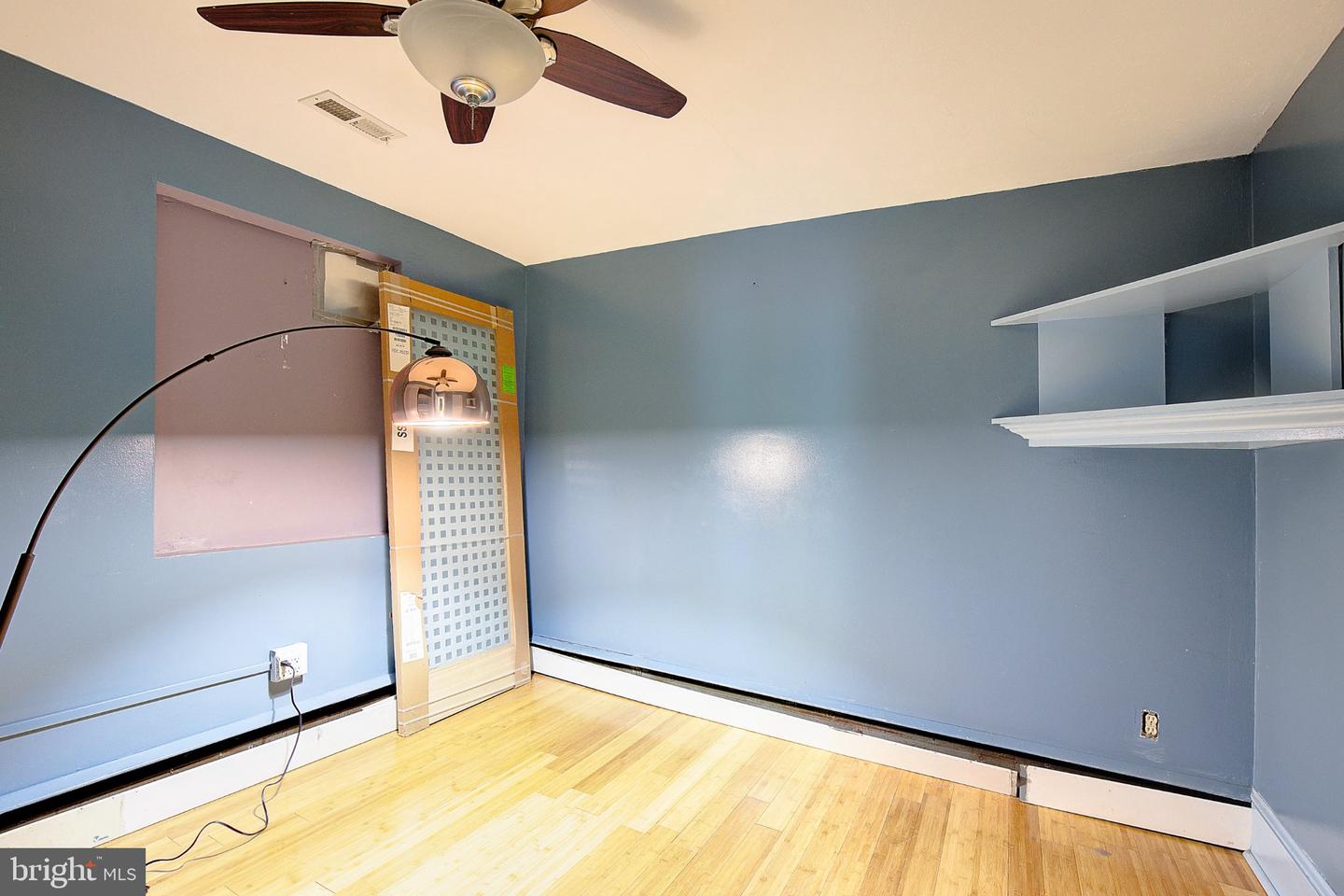 1729 Shore Dr Property Photo 10