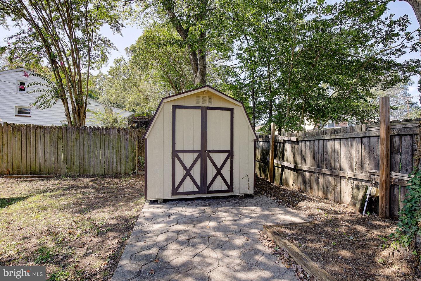 1729 Shore Dr Property Photo 26