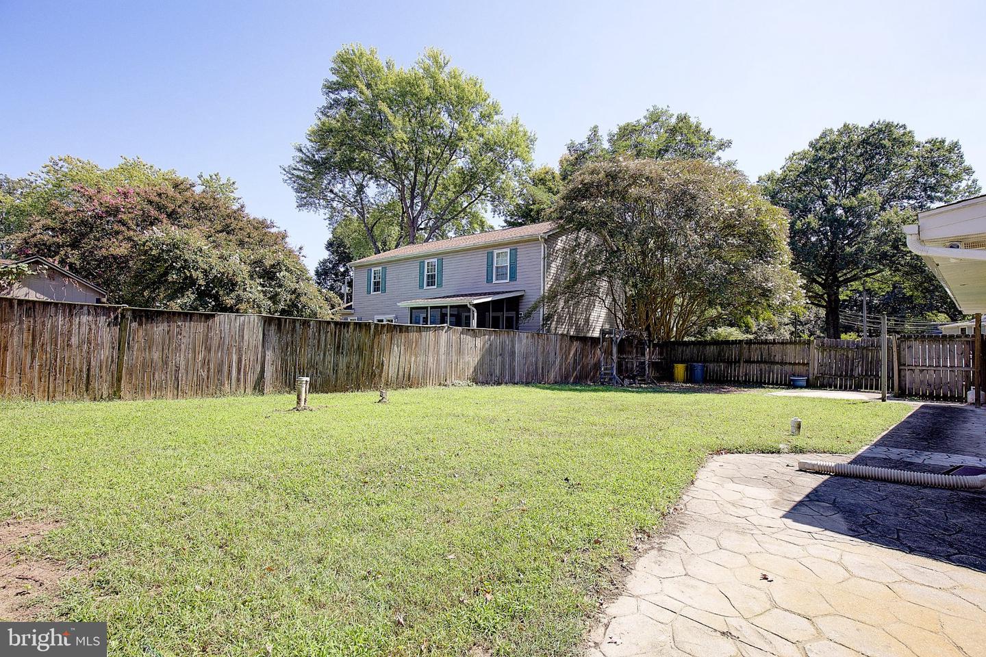 1729 Shore Dr Property Photo 29
