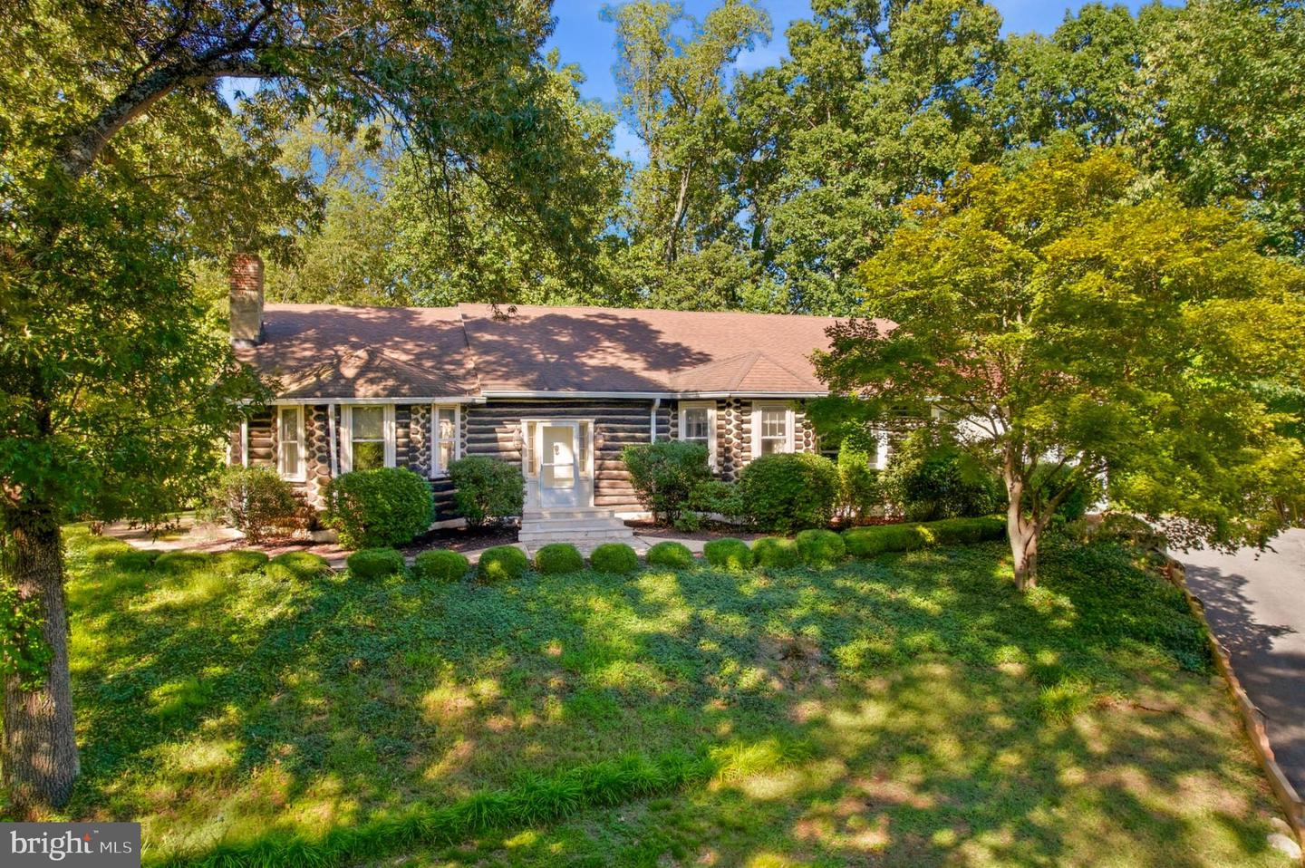 1576 Chickasaw Rd Property Photo 1