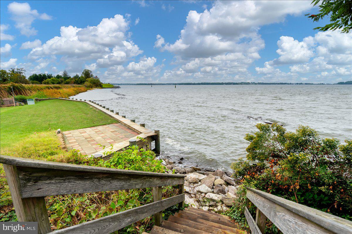 1117 Wilson Dr Property Photo 36