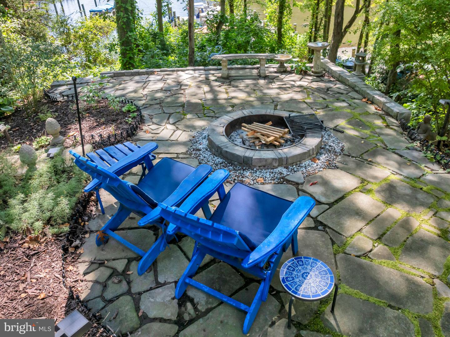 527 Forest Rd Property Photo 11