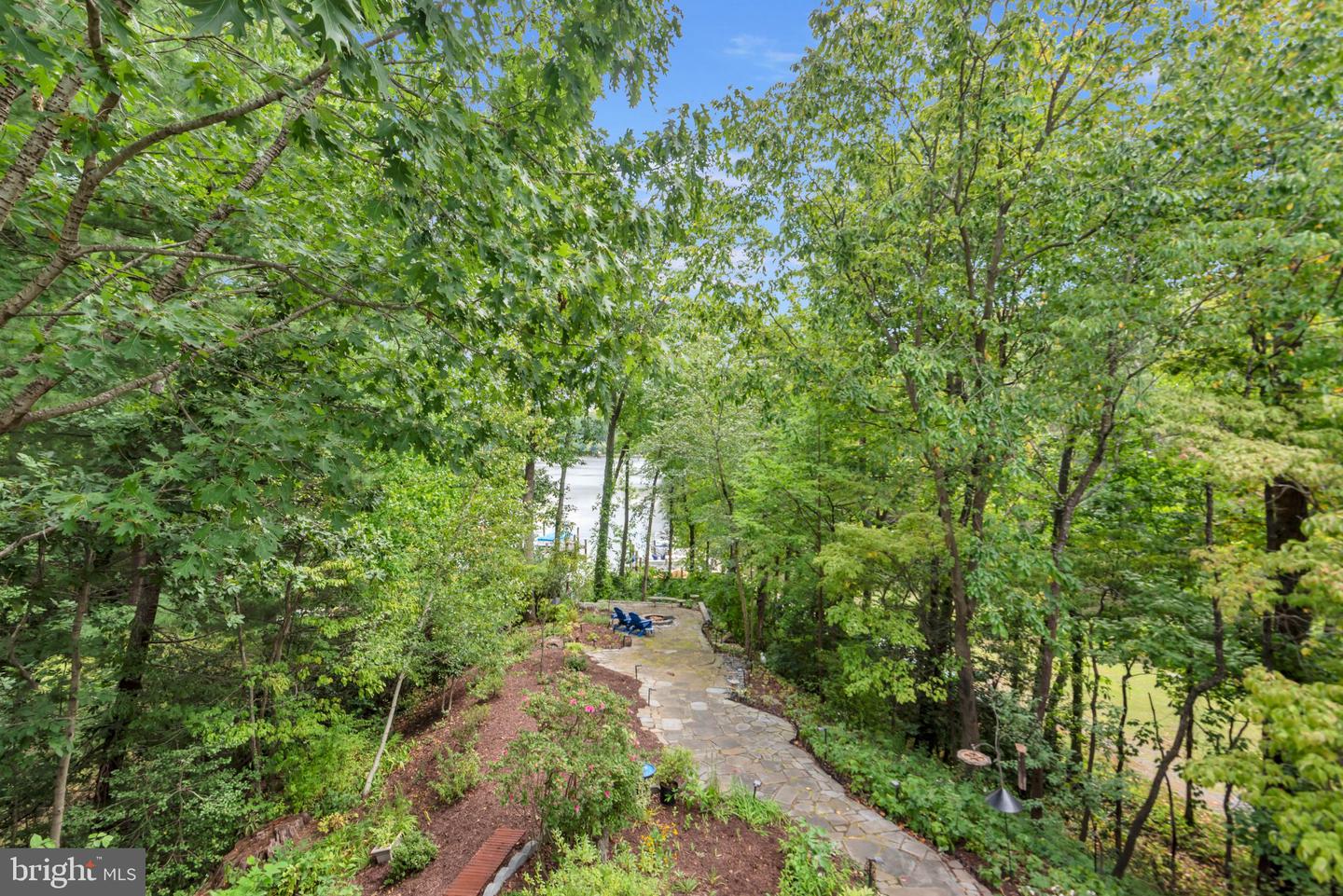 527 Forest Rd Property Photo 44