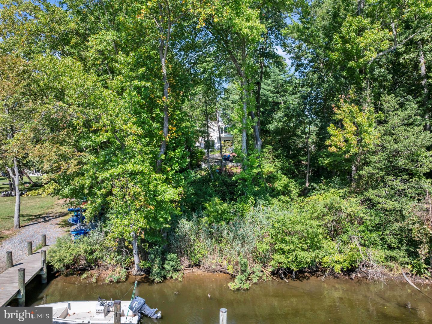 527 Forest Rd Property Photo 88