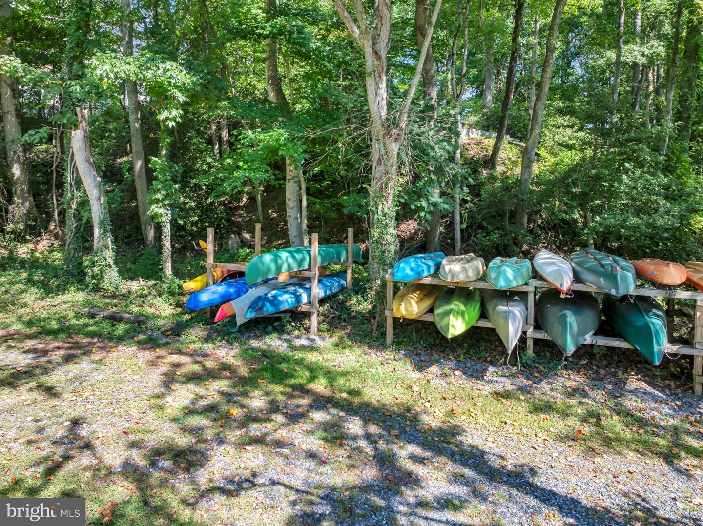 527 Forest Rd Property Photo 93