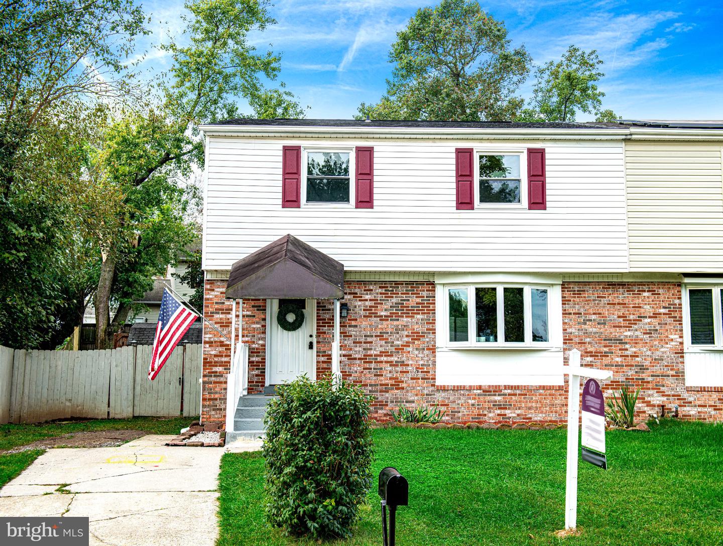 1044 VENA LN Property Photo 1