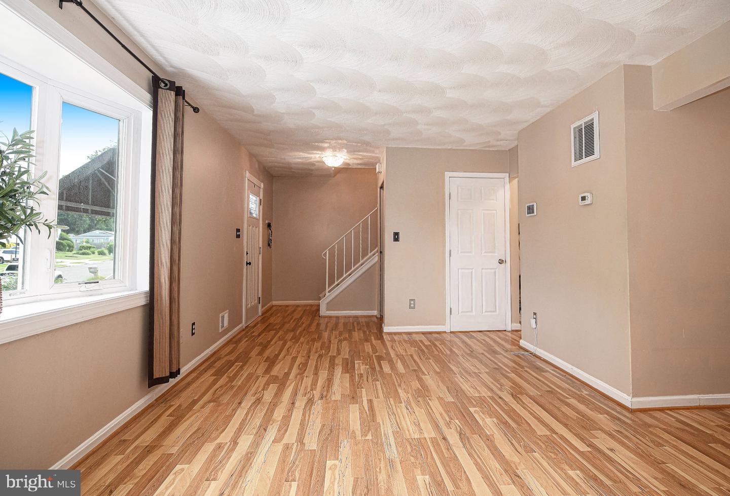 1044 Vena Ln Property Photo 7