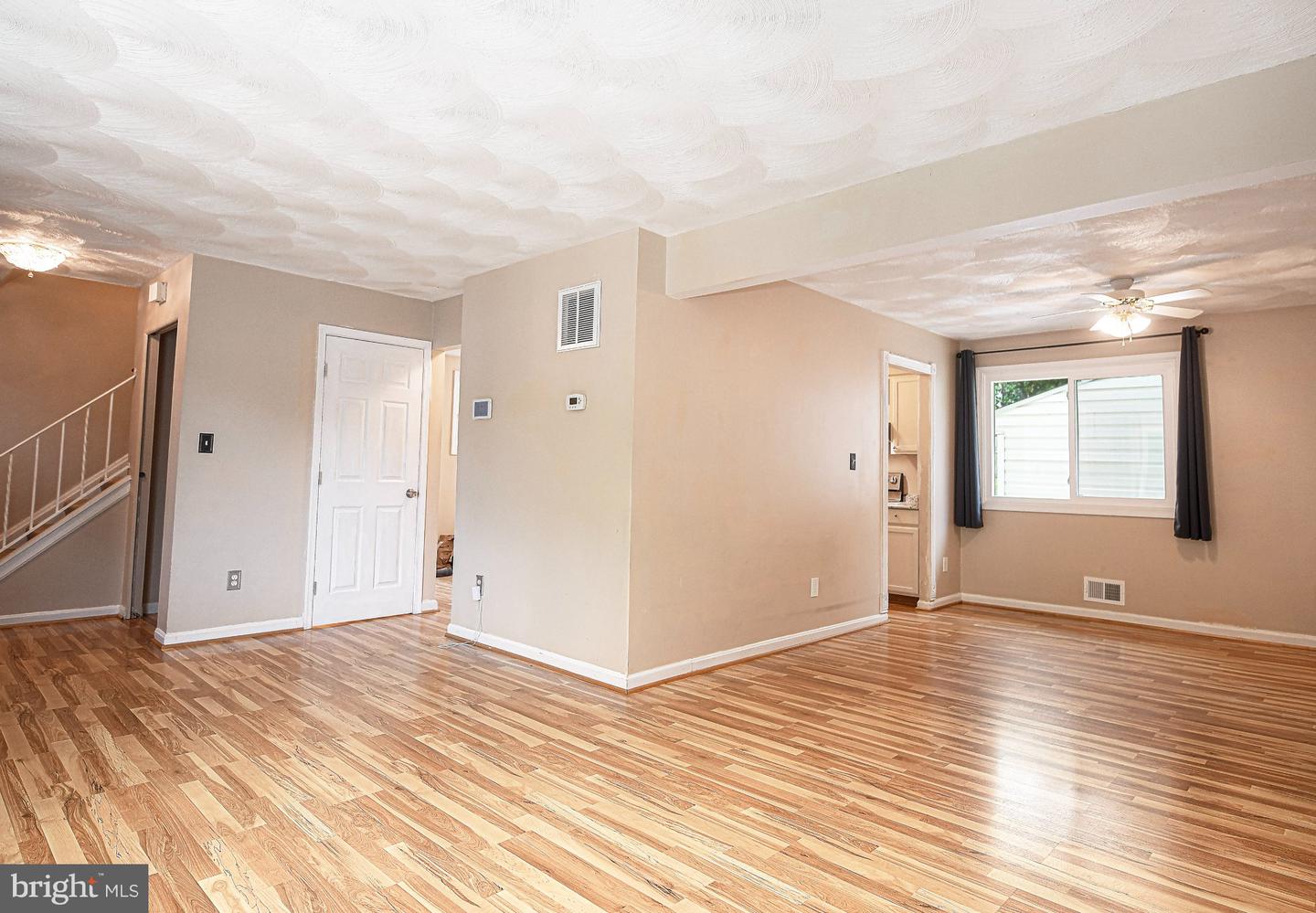 1044 Vena Ln Property Photo 10