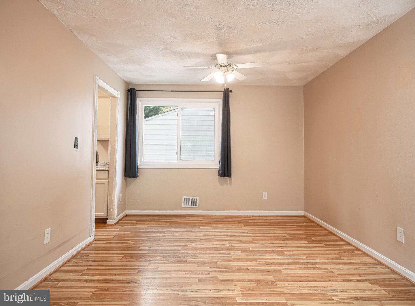 1044 Vena Ln Property Photo 11