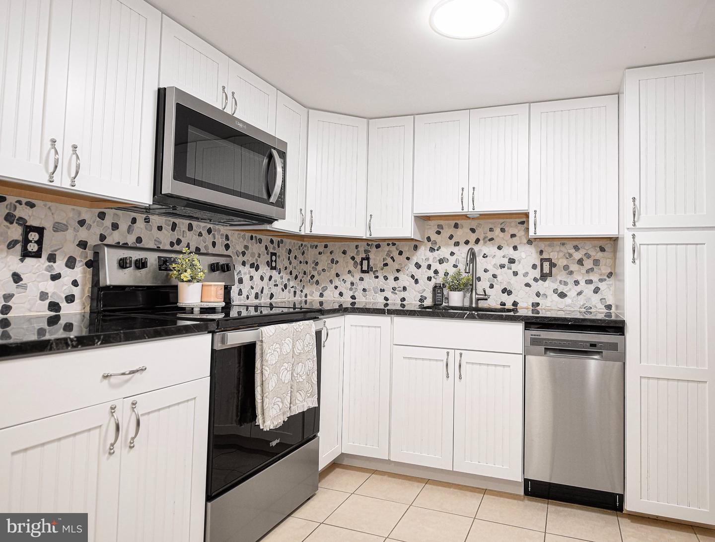 1044 Vena Ln Property Photo 36