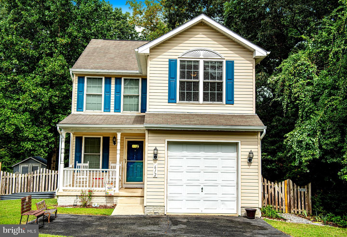 612 219TH Property Photo 1