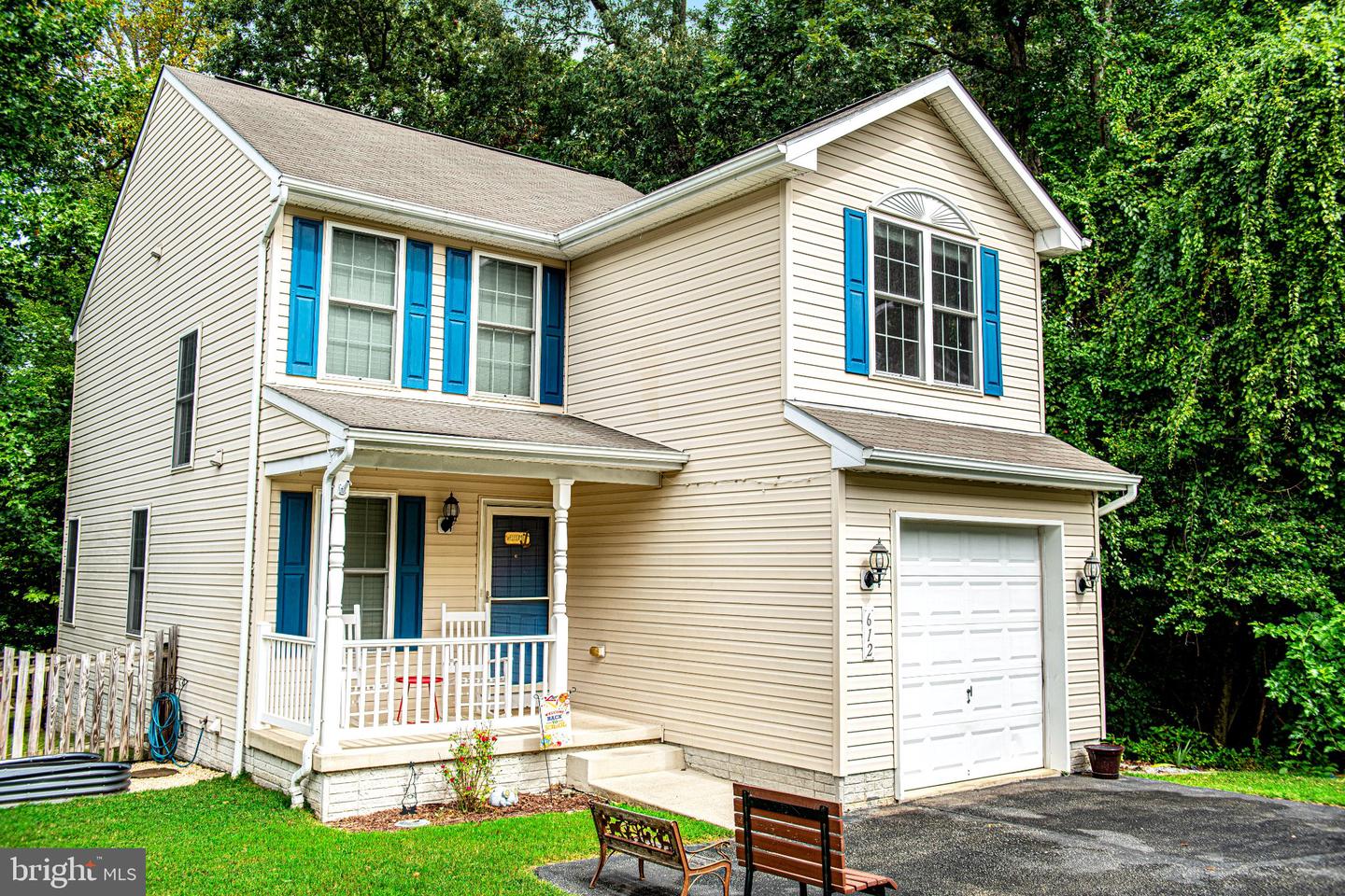 612 219th Property Photo 5