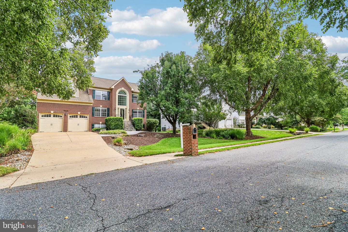 5331 Sweetwater Dr Property Photo 5