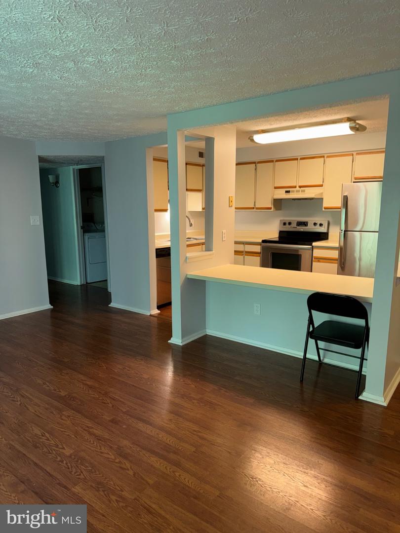 3502 Davenport Ct #e Property Photo 1