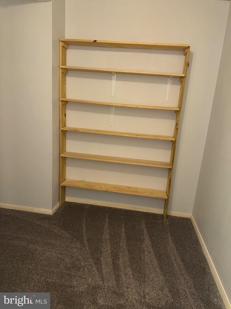 3502 Davenport Ct #e Property Photo 5