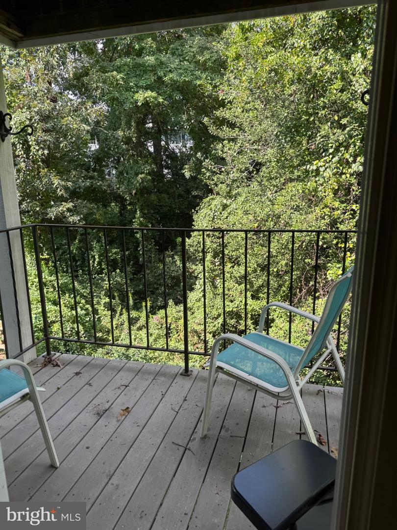 3502 Davenport Ct #e Property Photo 11