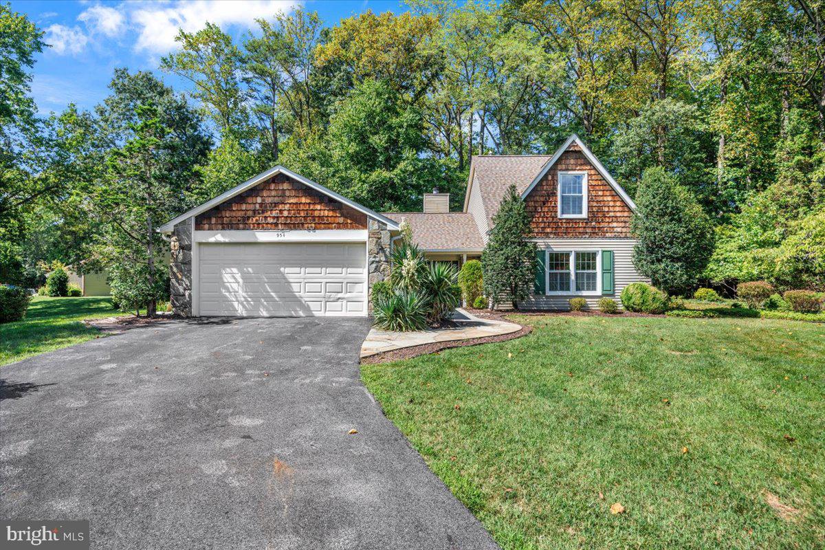 954 SHADEWATER WAY Property Photo 1