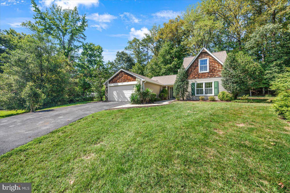 954 Shadewater Way Property Photo 3