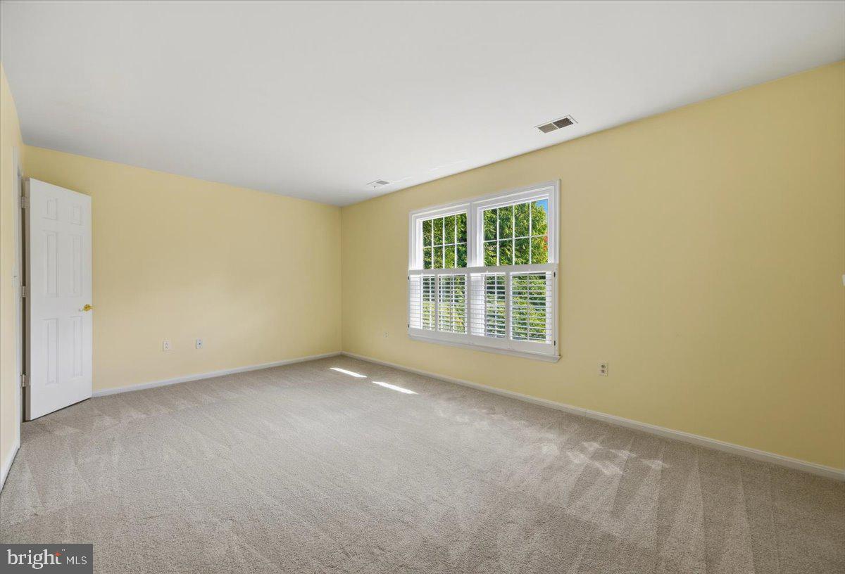 954 Shadewater Way Property Photo 22