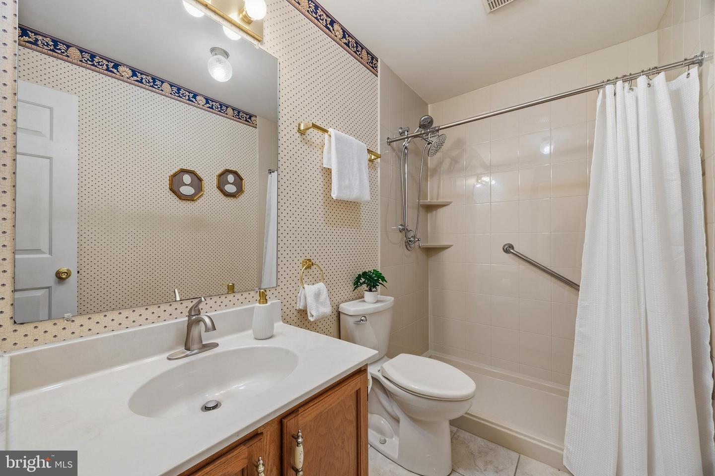 954 Shadewater Way Property Photo 47