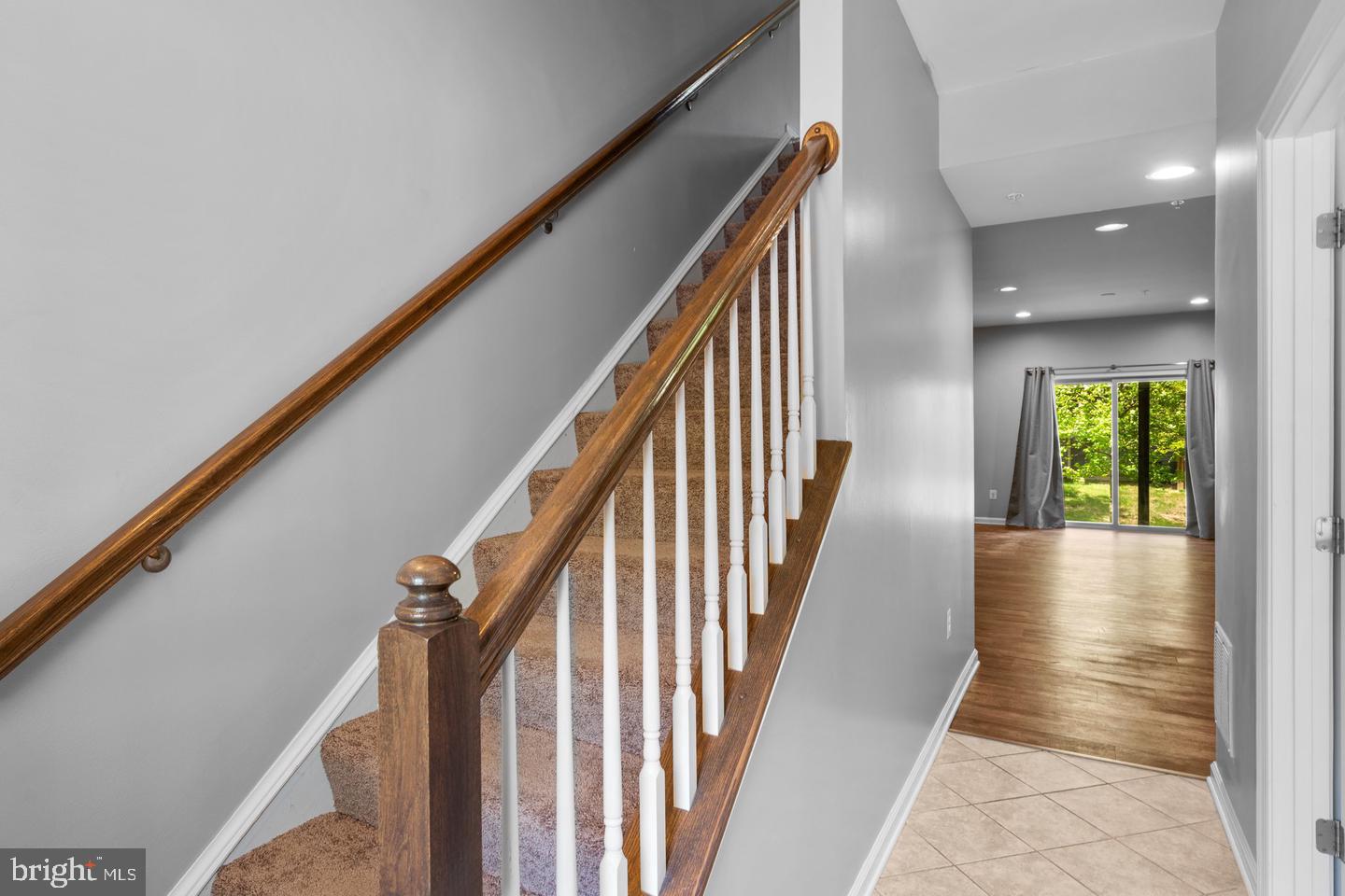 7204 Winding Hills Dr Property Photo 3